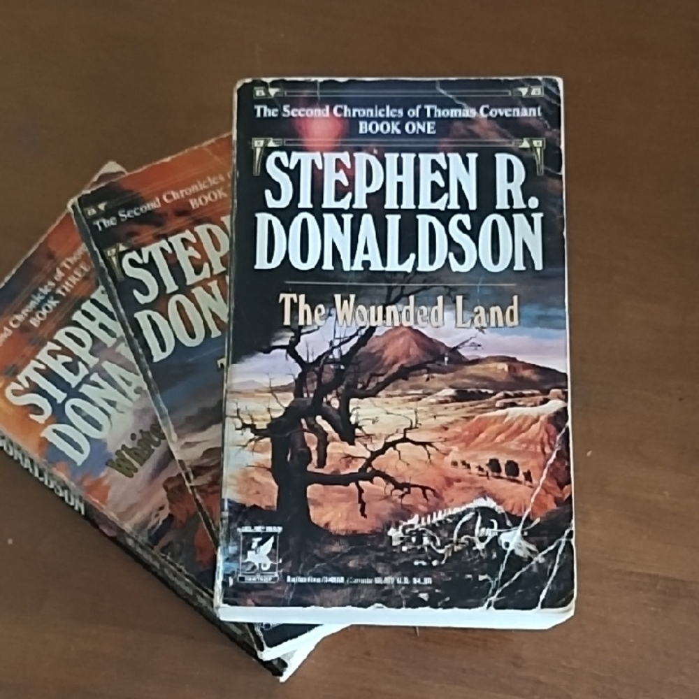 Thomas Covenant Second Chronicles Trilogy Stephen R Donaldson Fantasy Magic